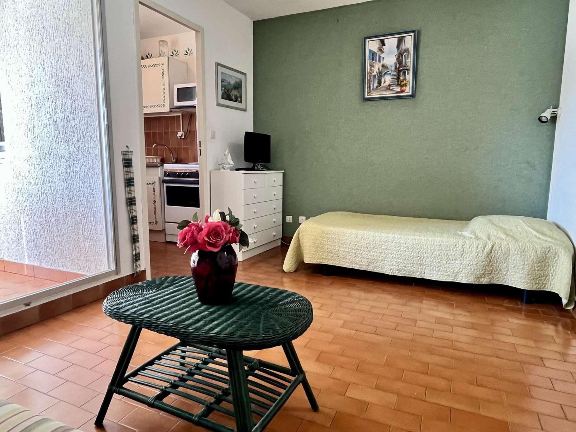 Studio A Argeles-Sur-Mer, 400M De La Plage Et Proche Commerces, Loggia, Animaux Bienvenus, Menage Inclus - Fr-1-225-548 Exterior photo