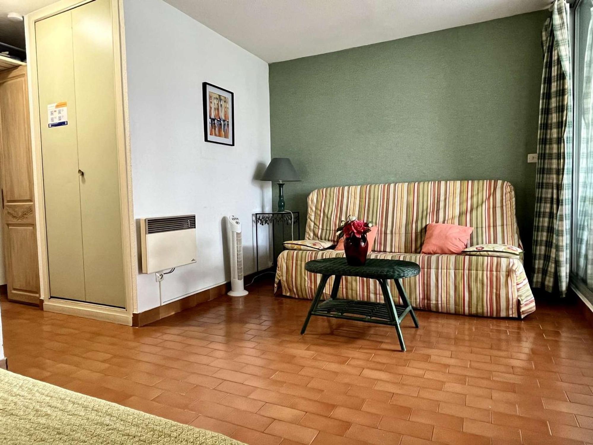 Studio A Argeles-Sur-Mer, 400M De La Plage Et Proche Commerces, Loggia, Animaux Bienvenus, Menage Inclus - Fr-1-225-548 Exterior photo
